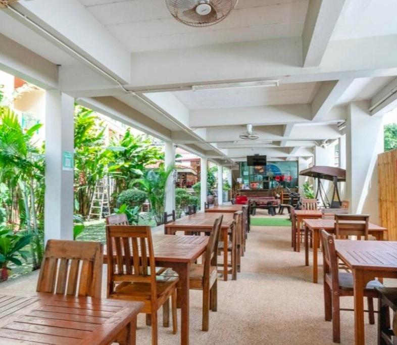 Massuwan Karon Beach Ban Saiyuan Exterior photo